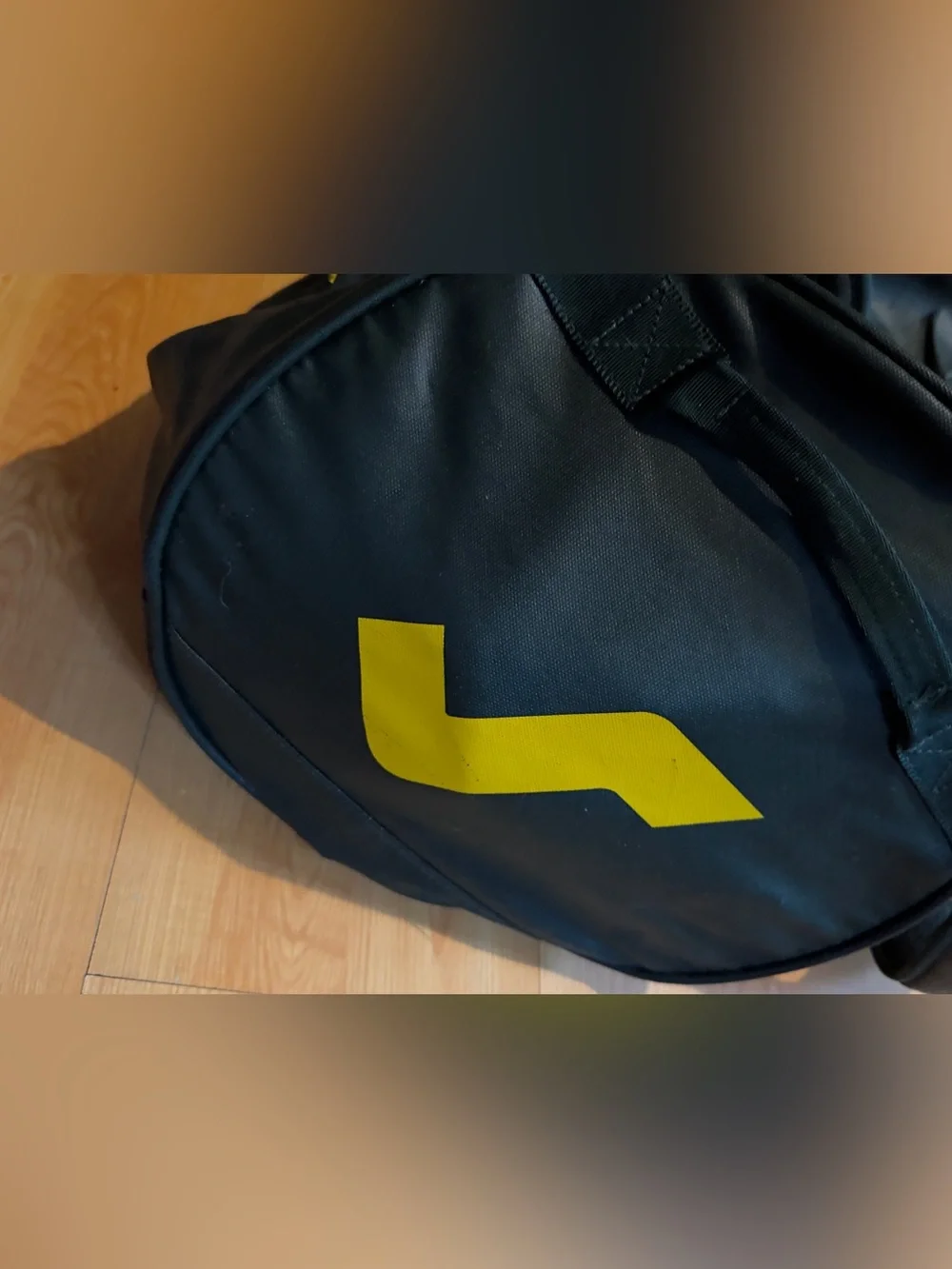 Snauwaert Court Bag in Dark Green/Yellow